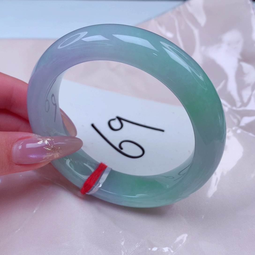 翡翠手镯未镶嵌翡翠56