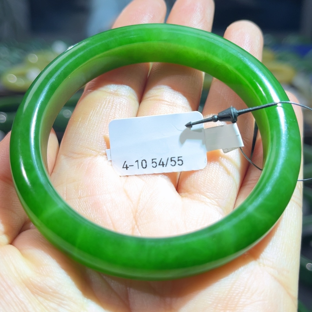 和田玉（碧玉）手镯未镶嵌