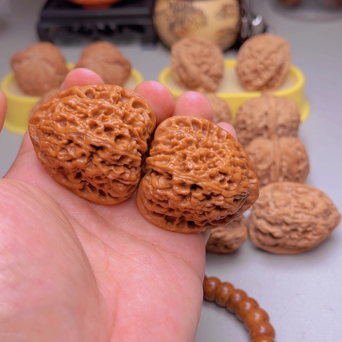 文玩核桃吊坠南疆石