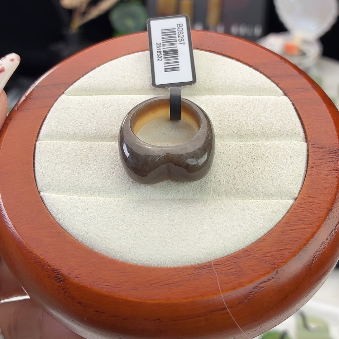 和田玉（糖玉）未镶嵌戒指i19美拉德猫耳17.6不退换