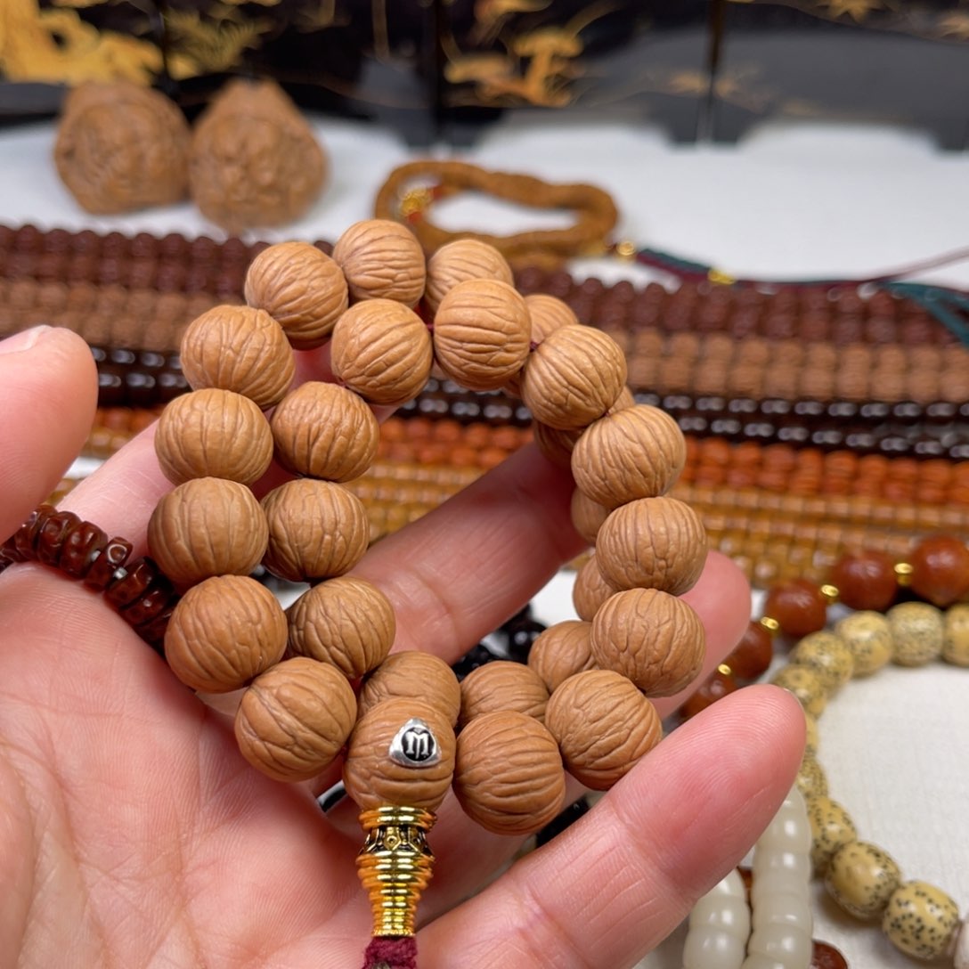 猴头核桃吊坠56677778888888