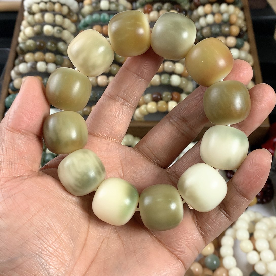 【闪购商品】菩提根/象牙果吊坠十****肝