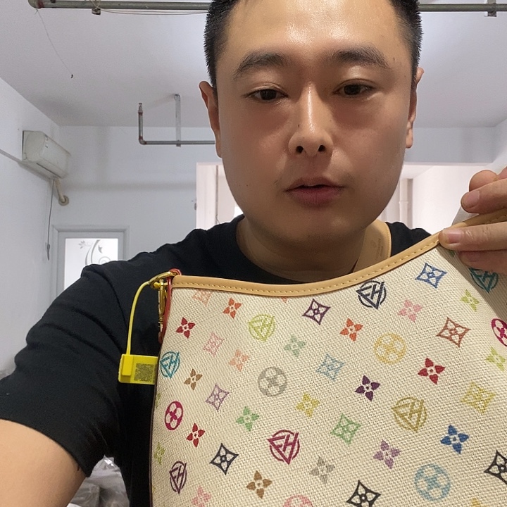 蚕丝驴皮（革）山羊皮（革）