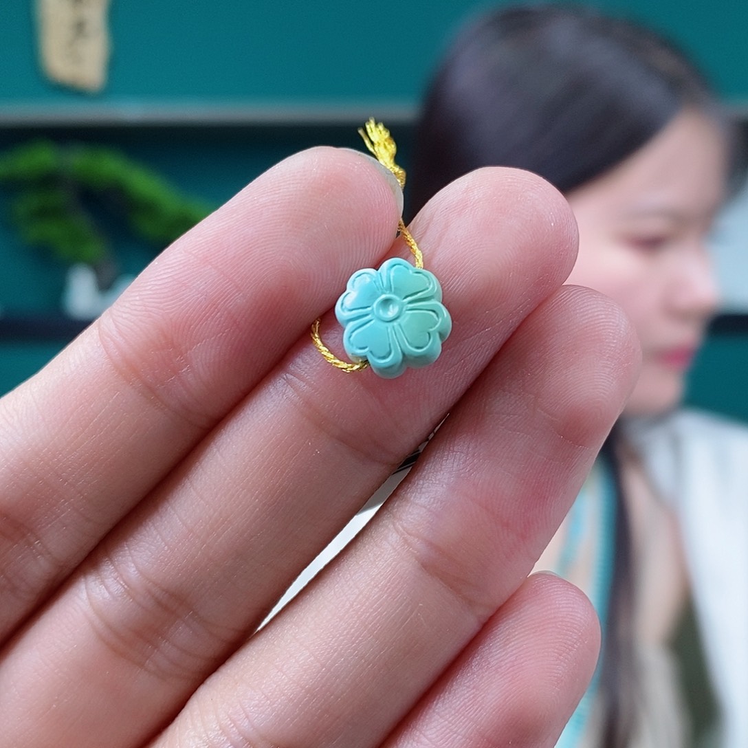 未镶嵌绿松石珠宝奇石