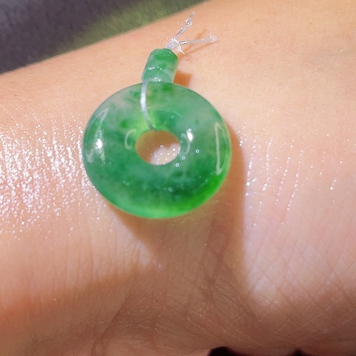 未镶嵌定制翡翠翡翠