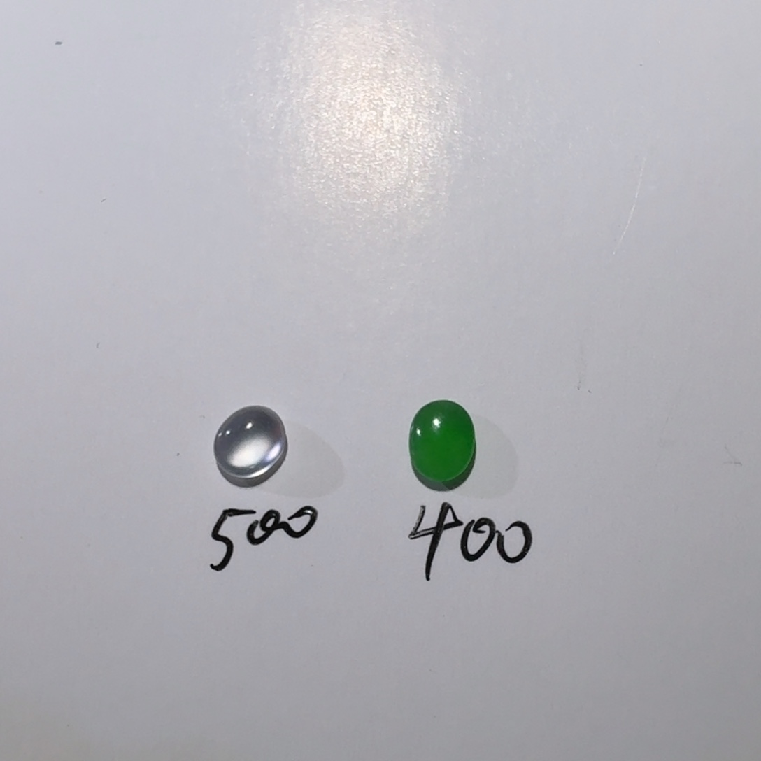 霜***肉颈饰未镶嵌翡翠蛋面