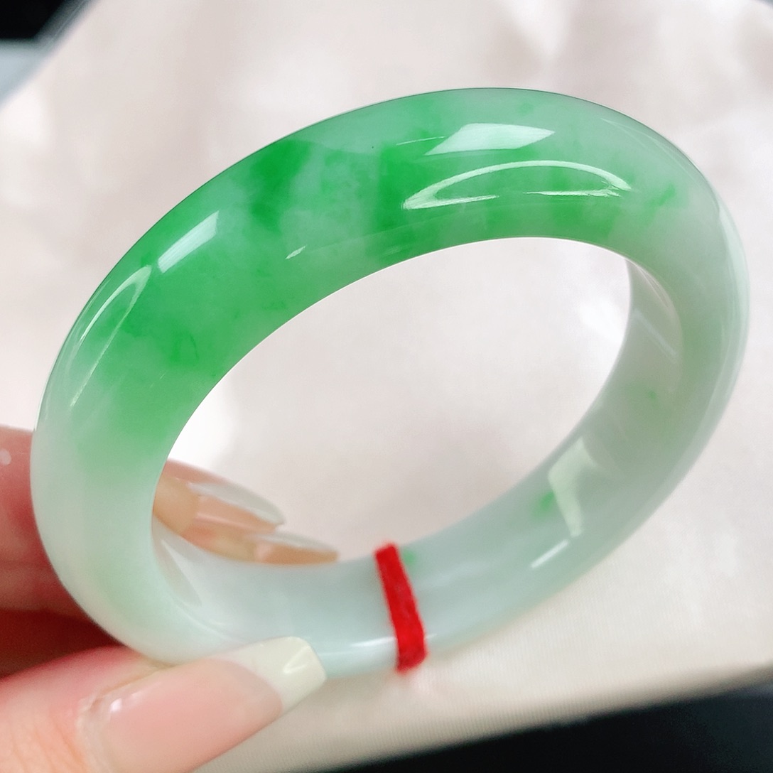 翡翠手镯未镶嵌5217翡翠