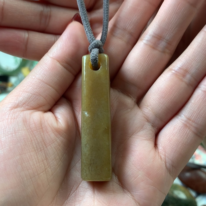 岫岩老玉（透闪石质玉）挂件未镶嵌