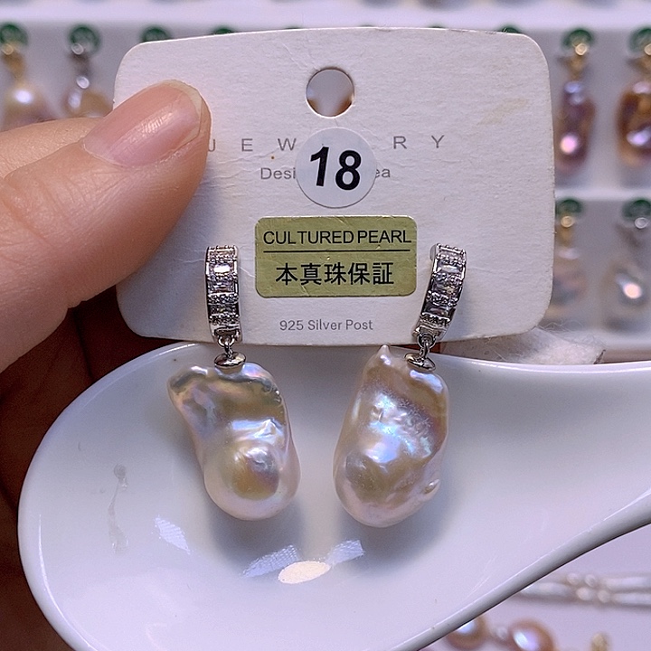 颈饰未镶嵌淡水珍珠