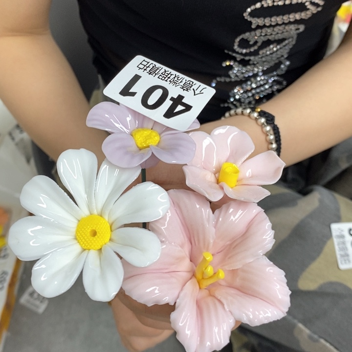 摆件陶瓷材料加工