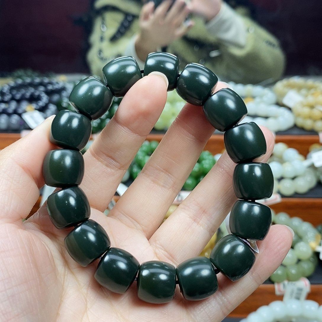 和田玉手链未镶嵌