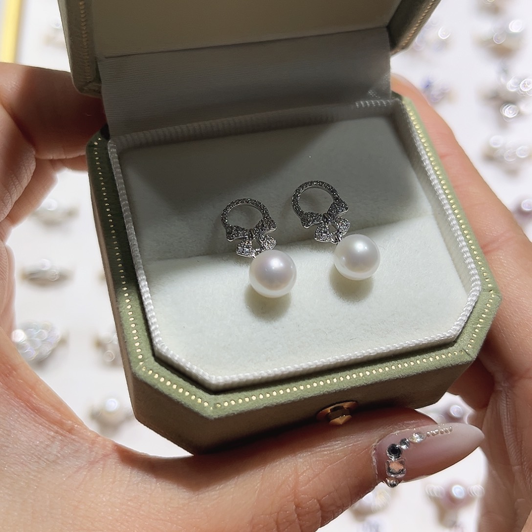 银S925镶嵌淡水珍珠耳饰