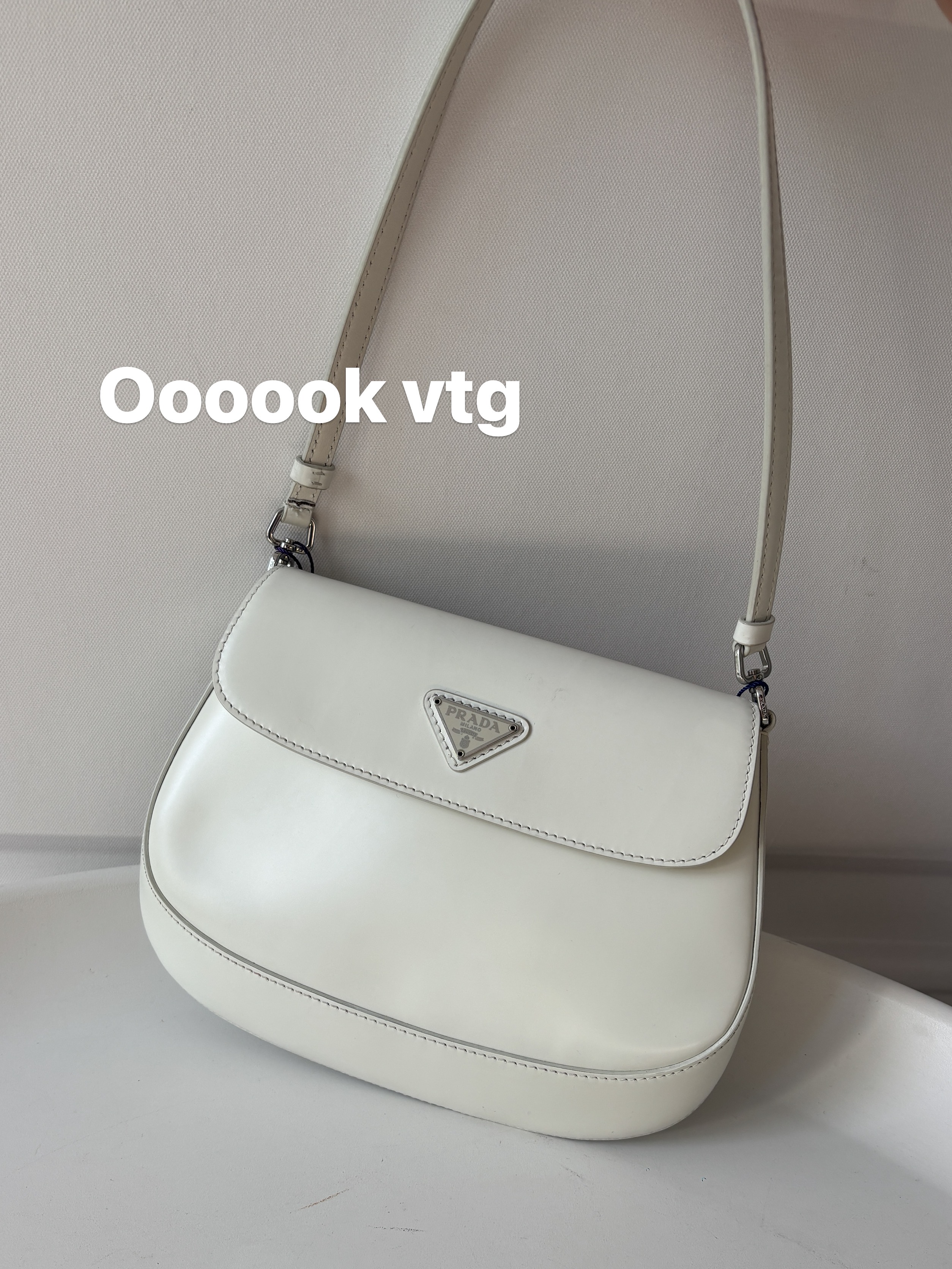 95新 Prada/普拉达 七夕专场PRADA 白色cleo小号