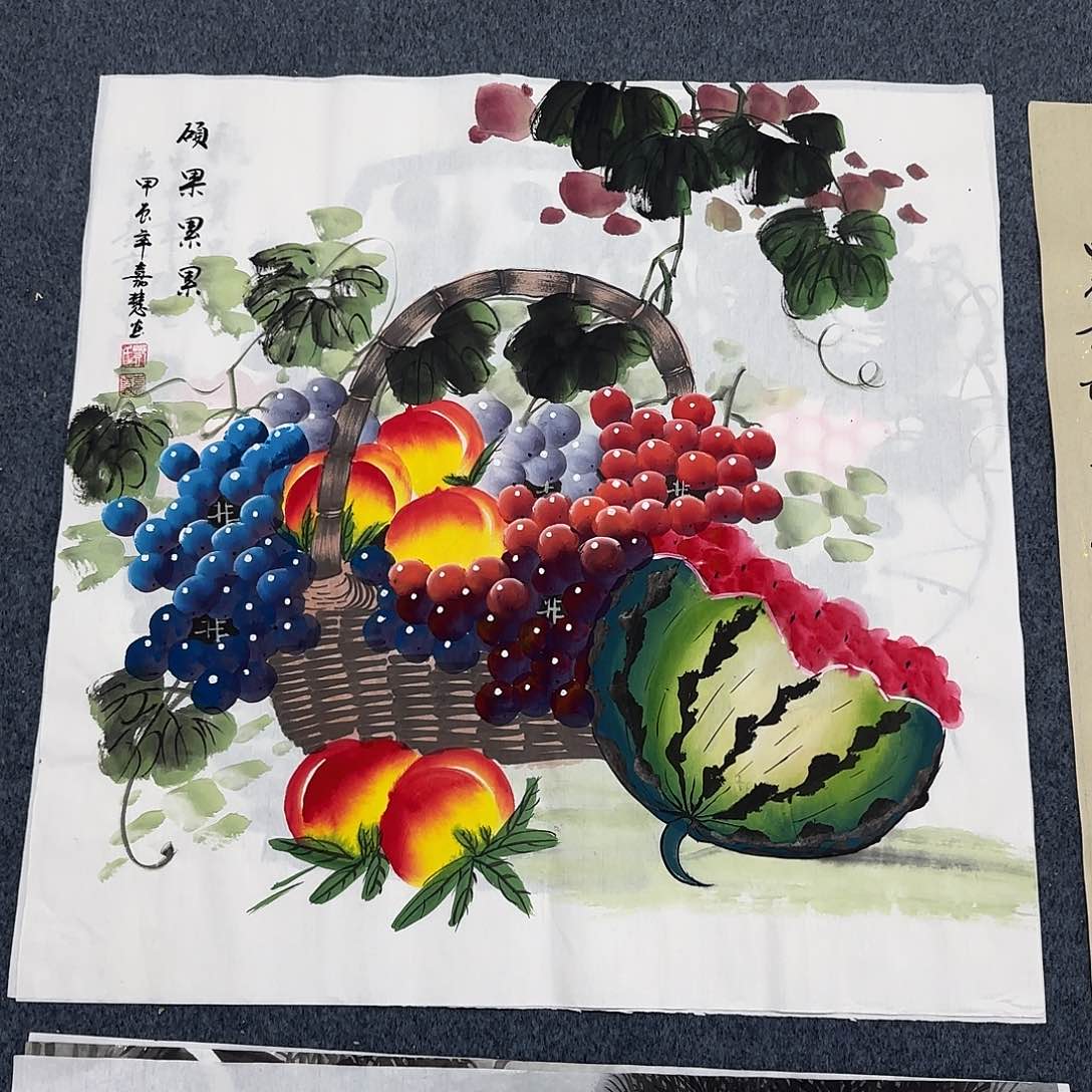 国画尺寸70X70手绘作品 