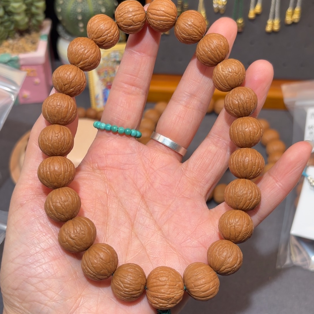 吊坠猴头核桃凤羽全品手持