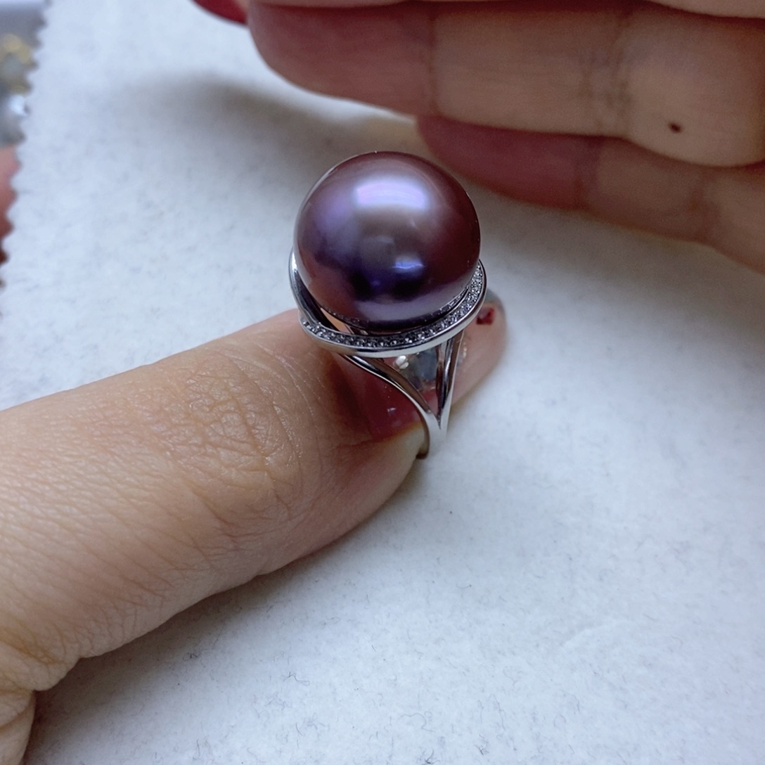 淡水珍珠戒指银S925镶嵌一****肉