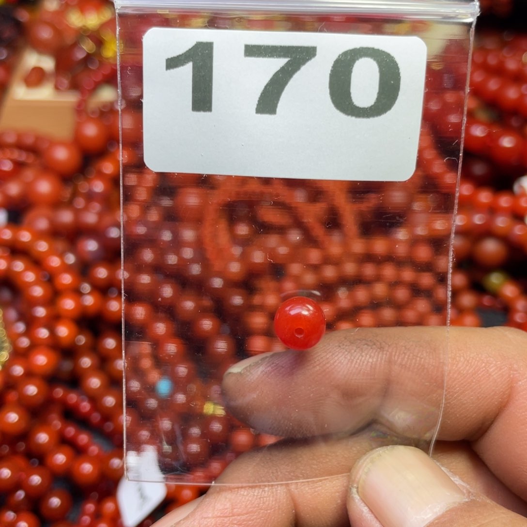 南红玛瑙手链未镶嵌梦****?