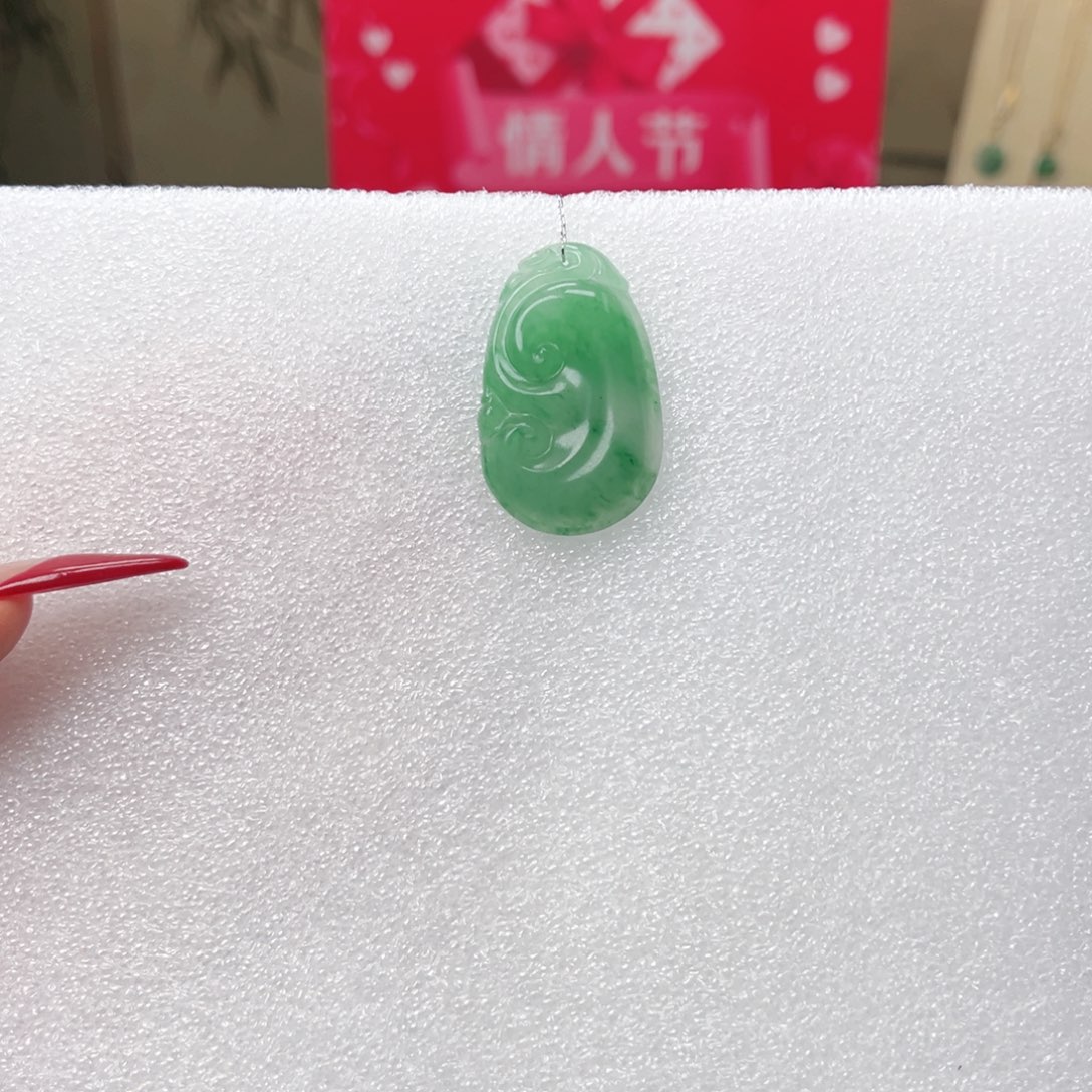 石英质玉颈饰未镶嵌