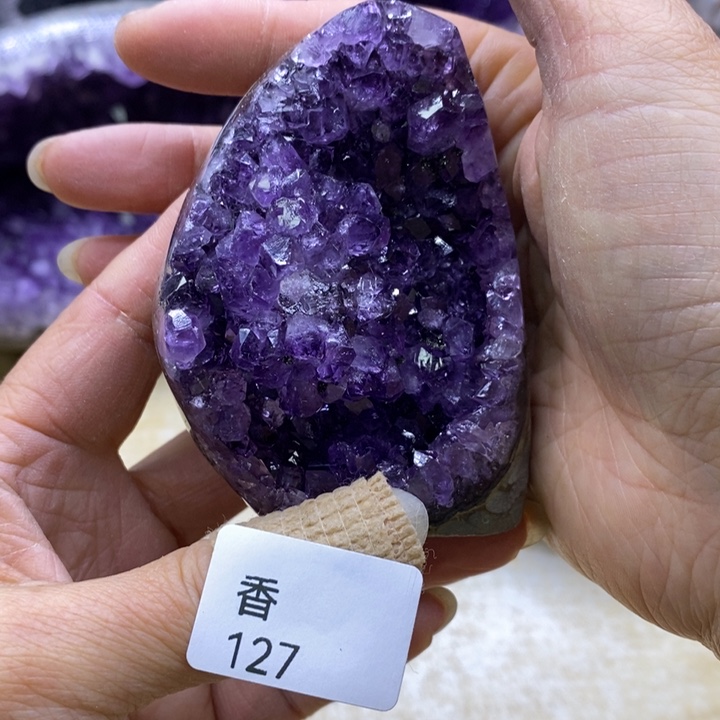水晶大型摆件（非配饰）未镶嵌