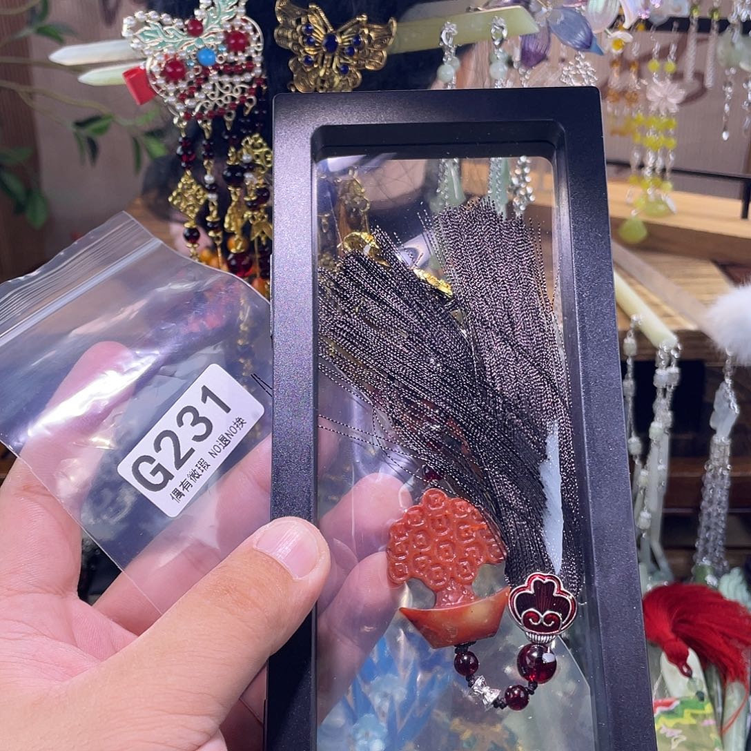 山***涵蛇纹石玉未镶嵌发饰