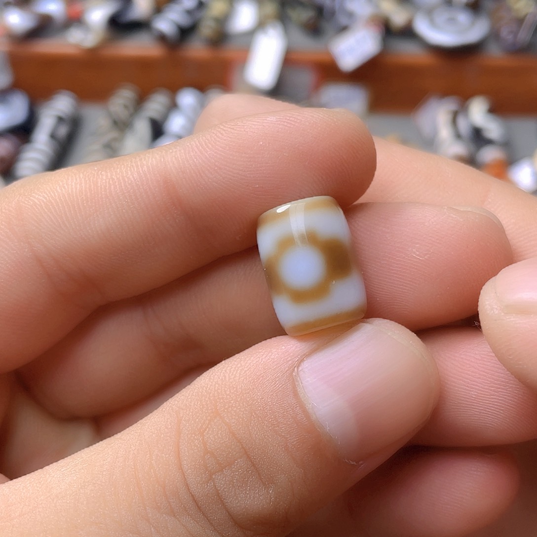 未镶嵌颈饰玛瑙/玉髓