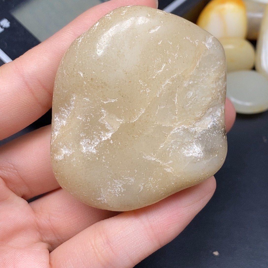 和田玉（糖玉）未镶嵌挂件