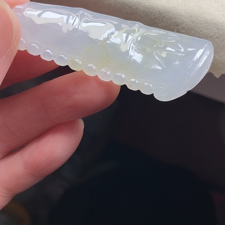 翡翠颈饰未镶嵌吊坠