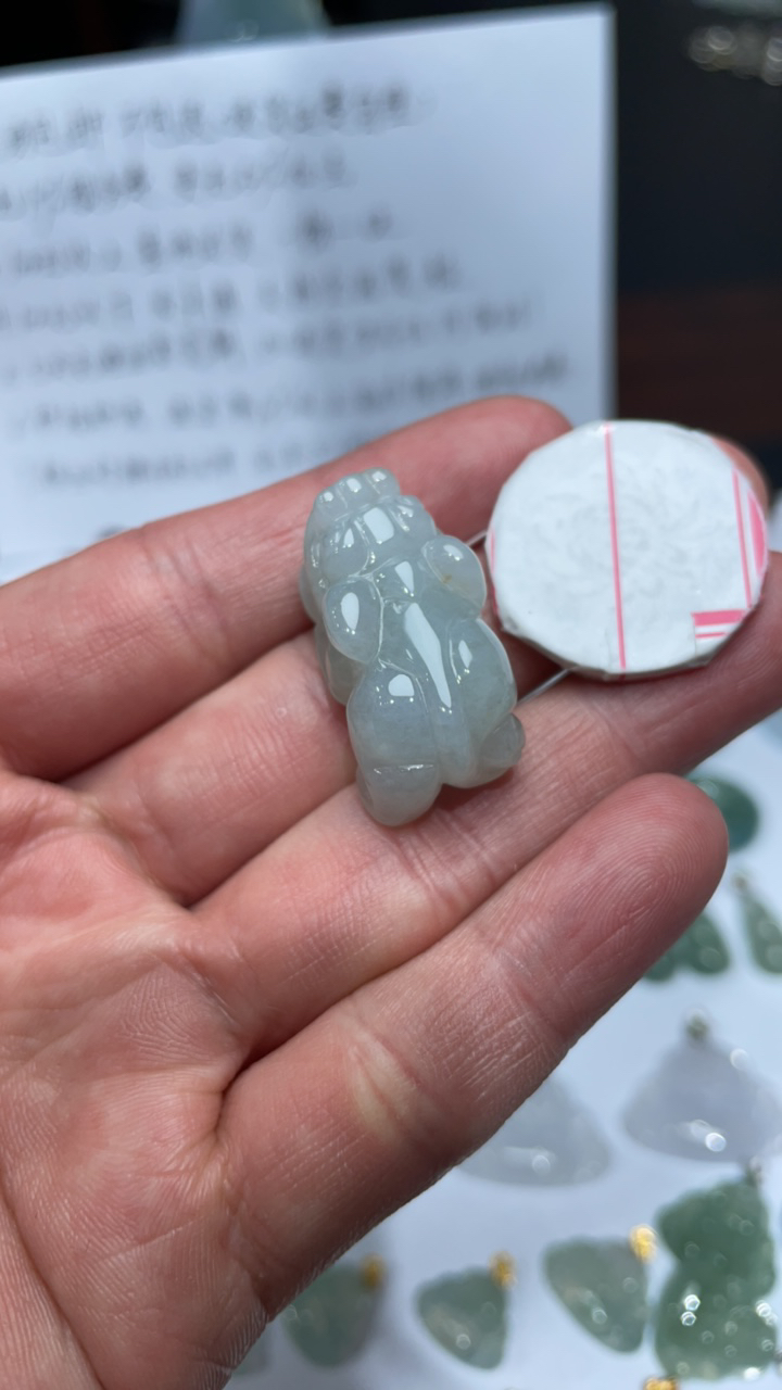 天然A货缅甸翡翠 多样性发货