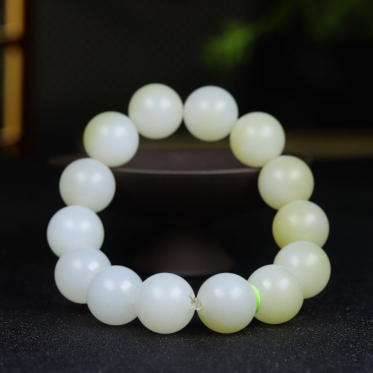 010326和田玉糖白玉圆珠手串