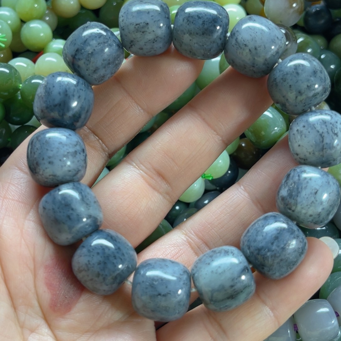 和田玉手链未镶嵌