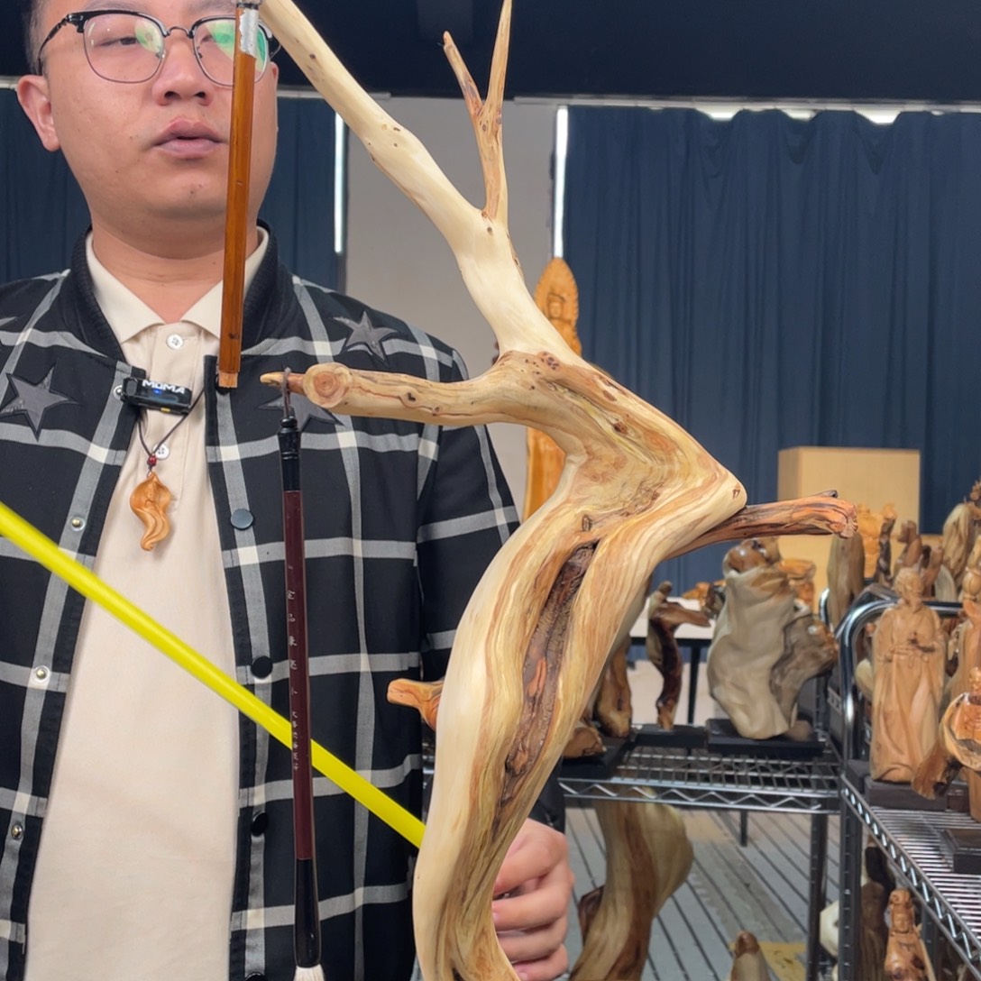 柏木（崖柏）随型摆件