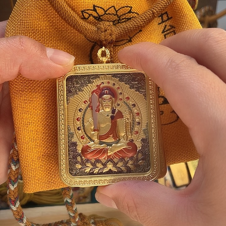 织绣⭐️****我是一只小小鸟呀哈哈