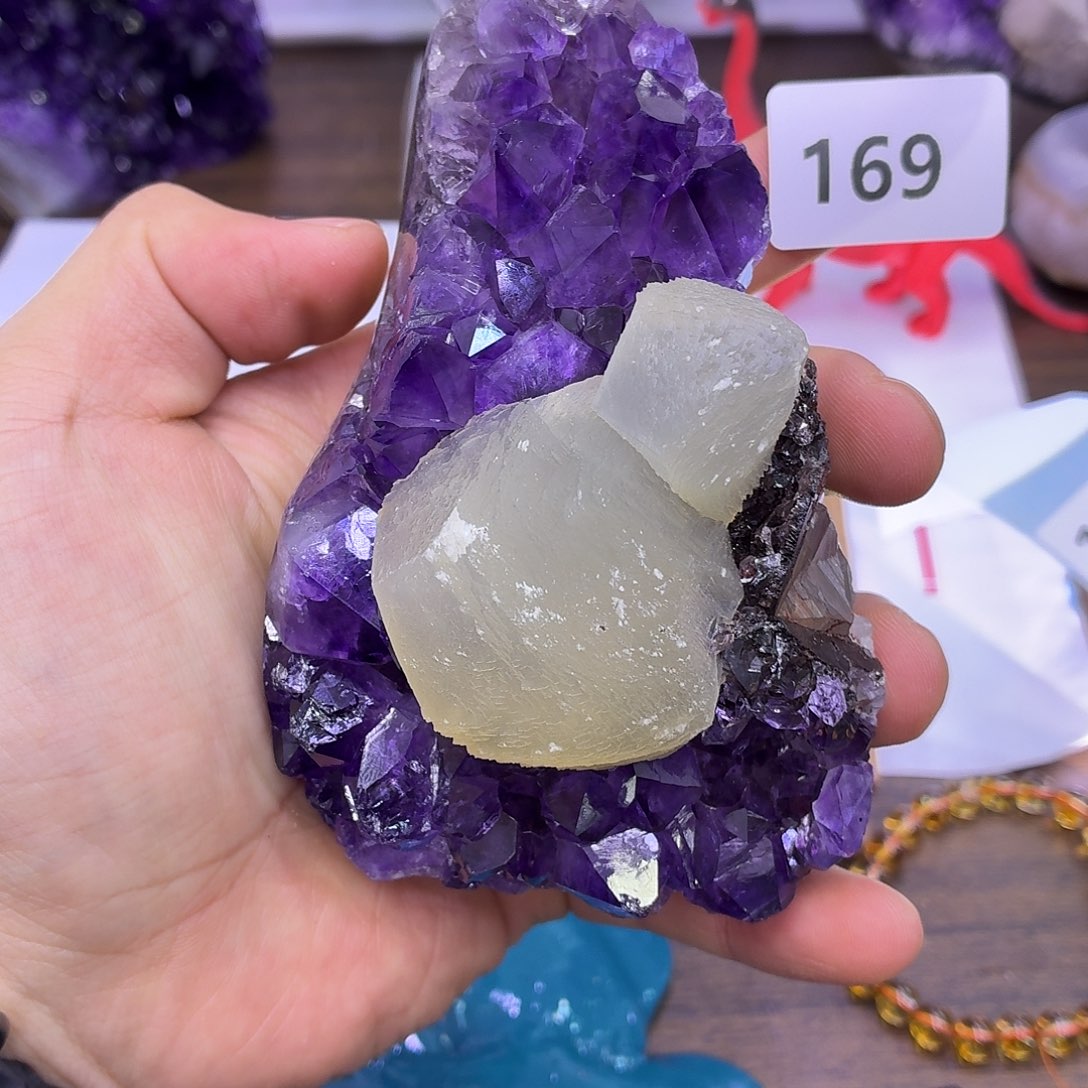 紫晶大型摆件（非配饰）未镶嵌