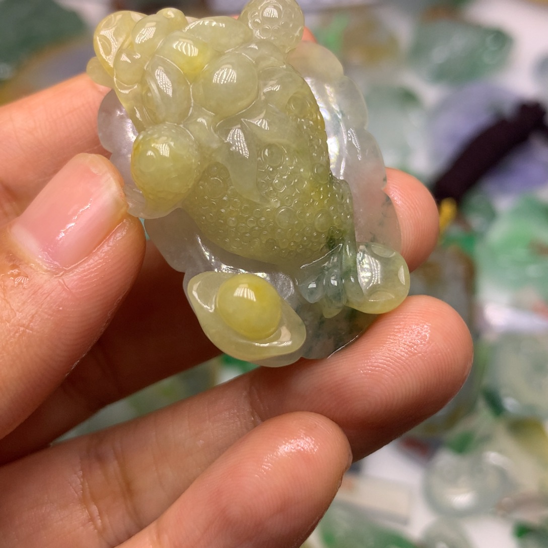 l***y定制翡翠未镶嵌天然翡翠定制