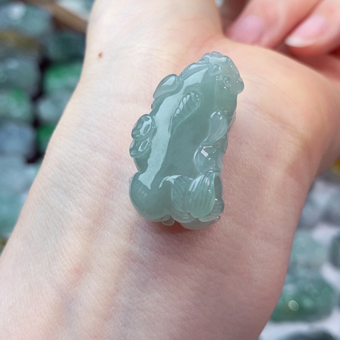 翡翠未镶嵌颈饰天然