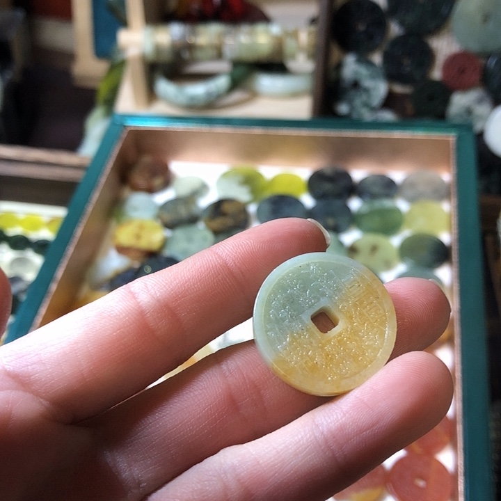 岫玉岫玉挂件未镶嵌