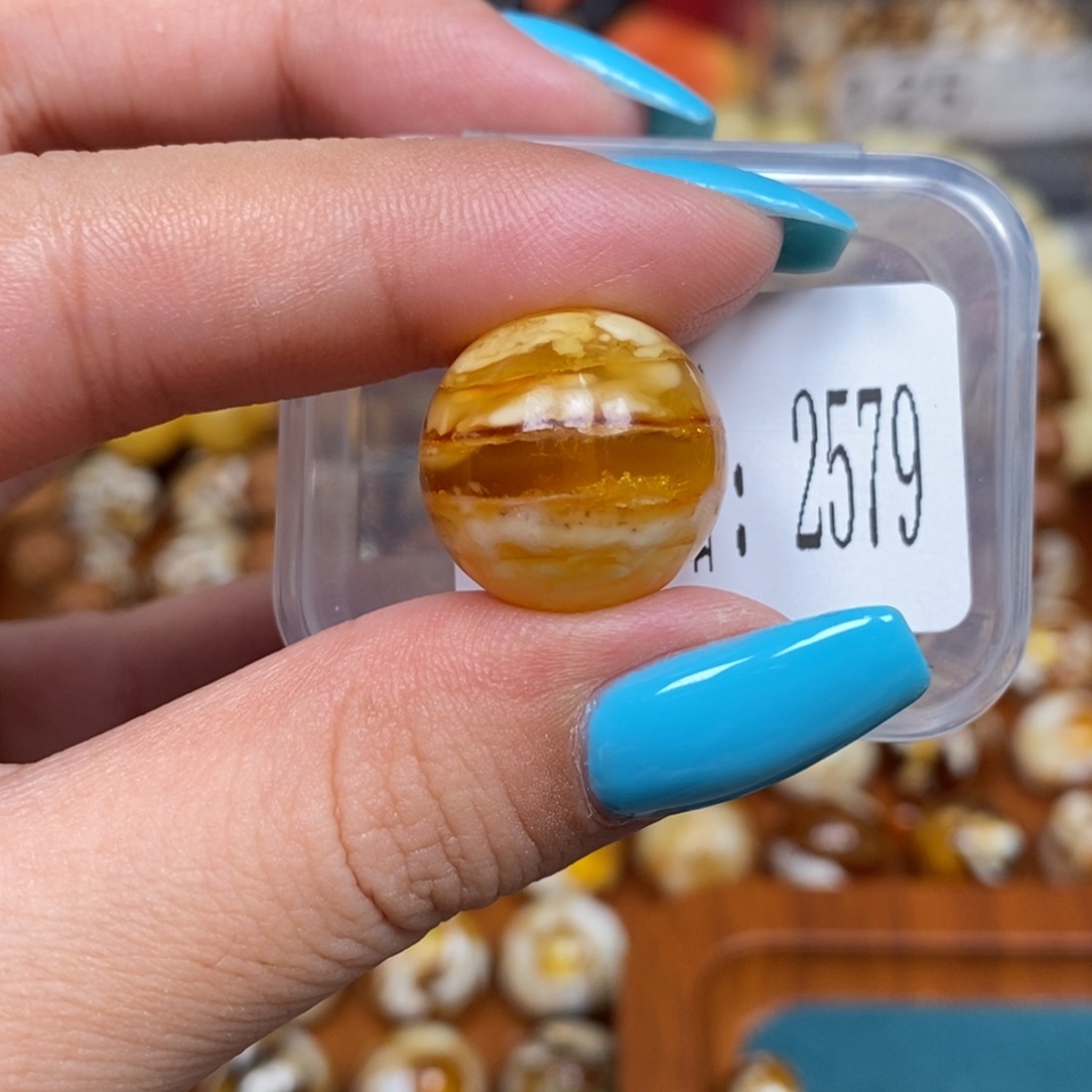 蜜蜡未镶嵌珠宝奇石2579