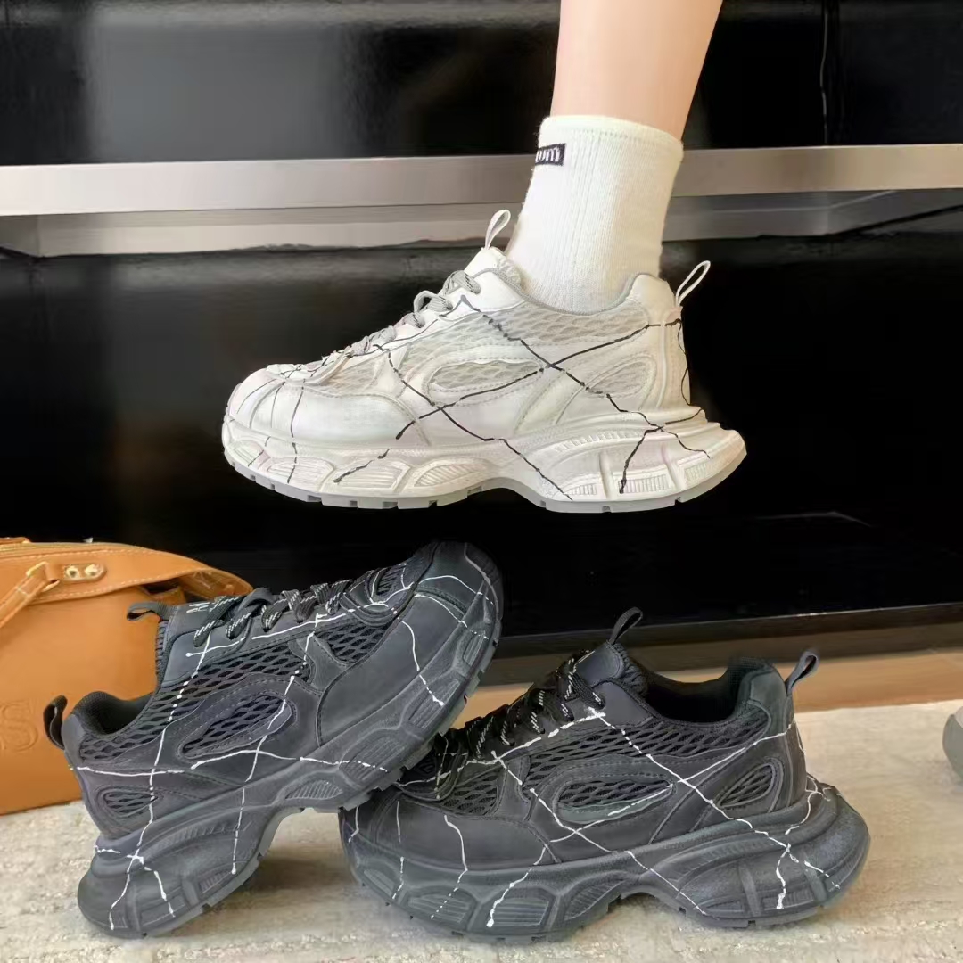 222-82线描Ins百搭老爹鞋