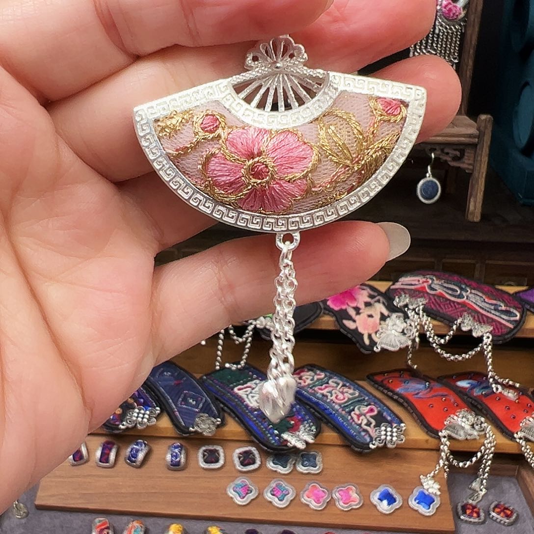 织绣手工刺绣工艺品