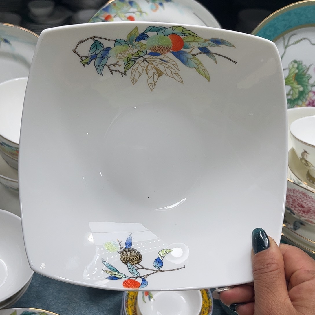 瓷片荔枝方盘两个