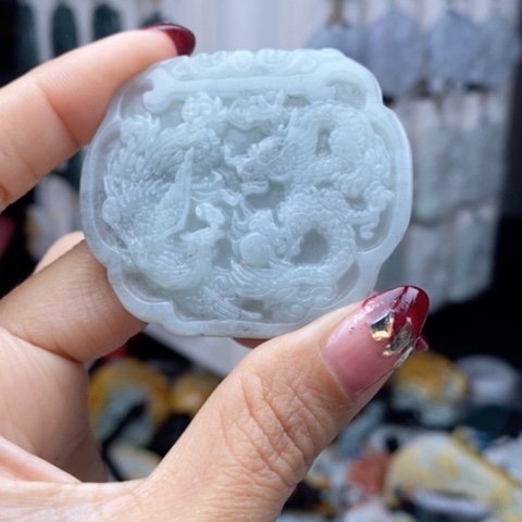 翡翠颈饰未镶嵌翡翠