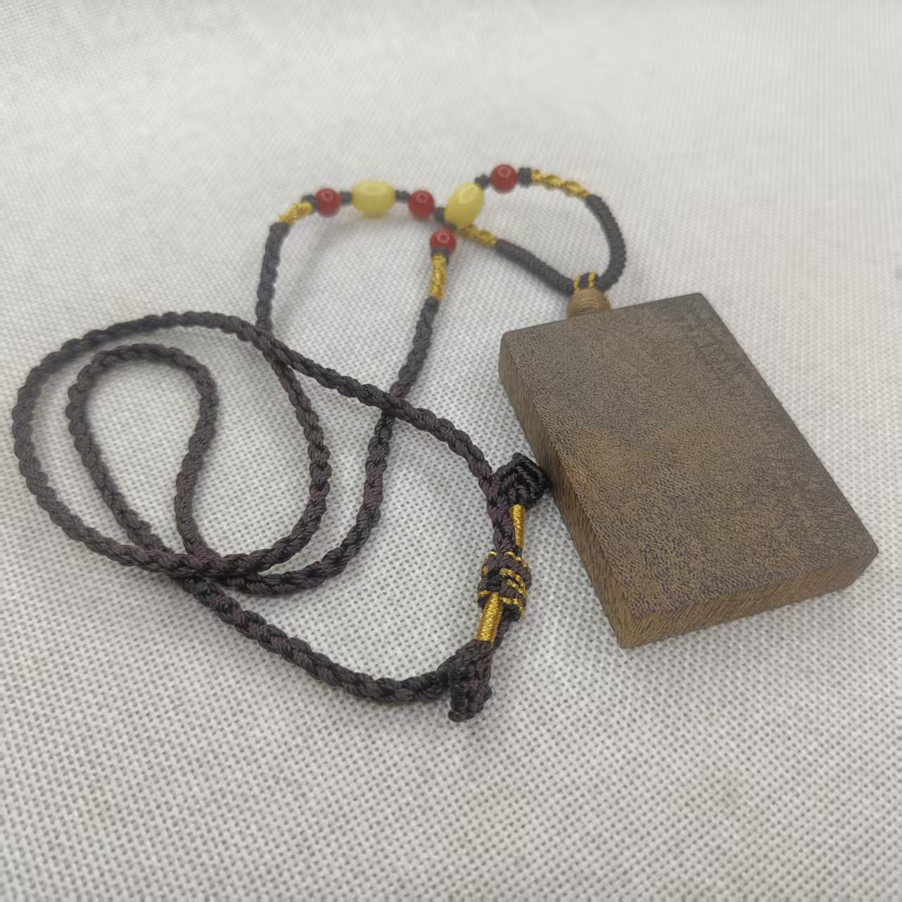 沉香【大胡子】柬埔寨黑油软丝九九沉四六牌吊坠