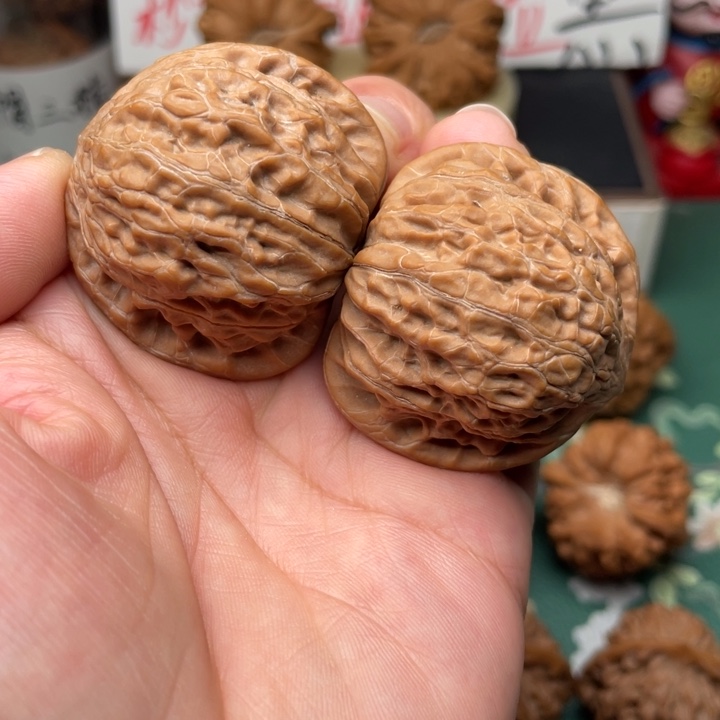 【闪购商品】文玩核桃吊坠40全品铁锤