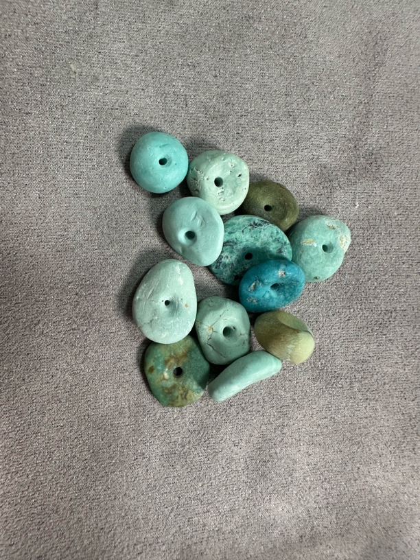 原矿绿松石臧扣散珠