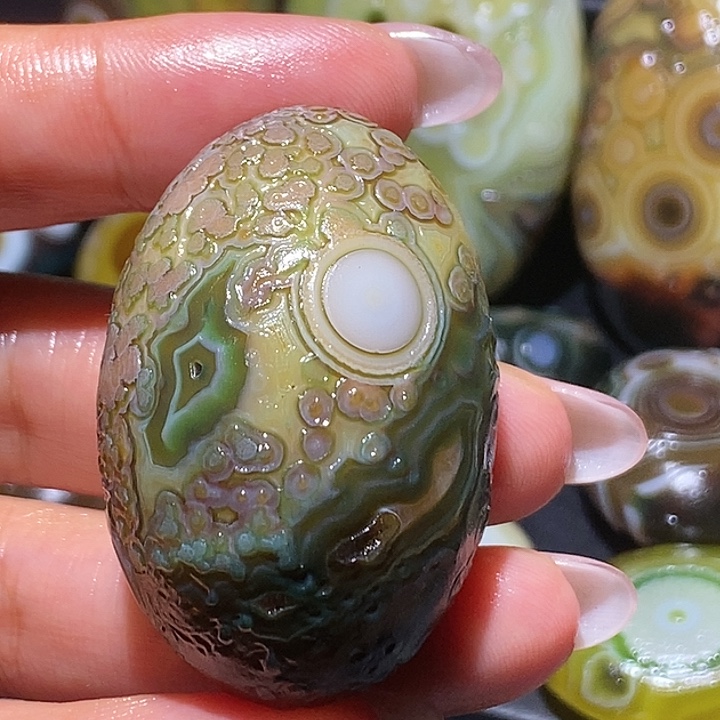 玛瑙/玉髓未镶嵌珠宝奇石116