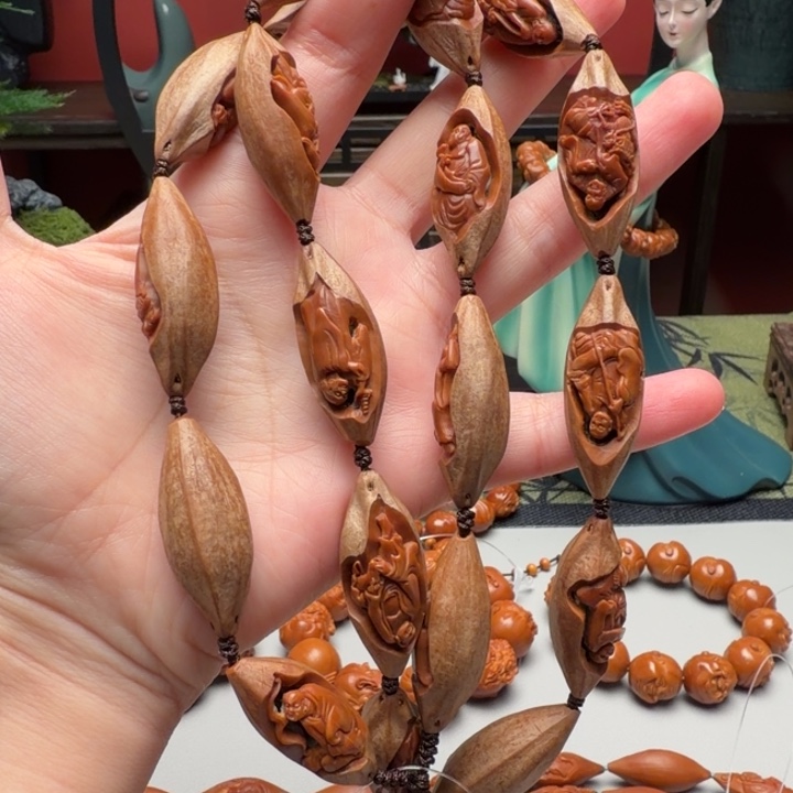 手串/手链橄榄核开窗十八罗汉（脖）