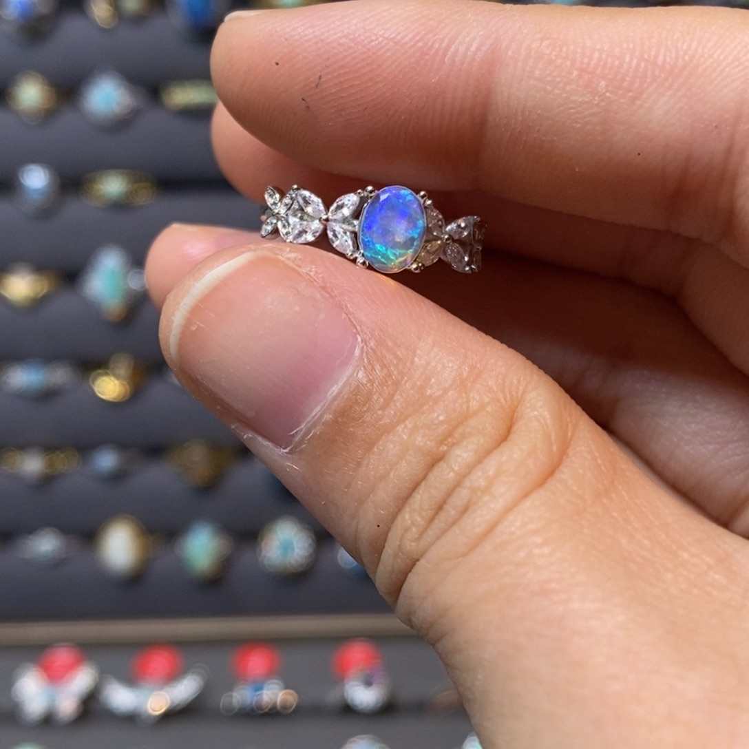 欧泊珠宝奇石银S925镶嵌清*戒指