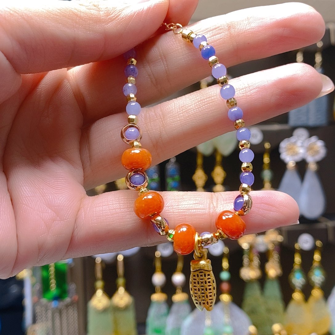 未镶嵌翡翠耳饰翡翠