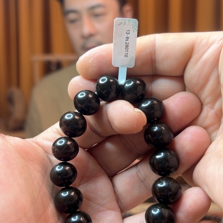 琥珀裸石未镶嵌南**方抚顺13-8