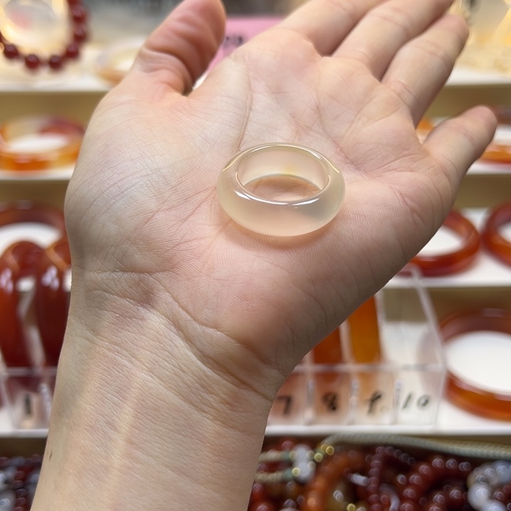 一***6玛瑙/玉髓未镶嵌手镯